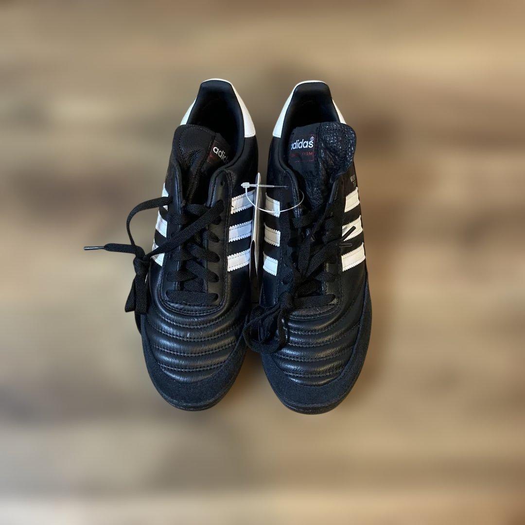 美品　未使用　adidas MUNDIAL TEAM トレーニングシューズ 25