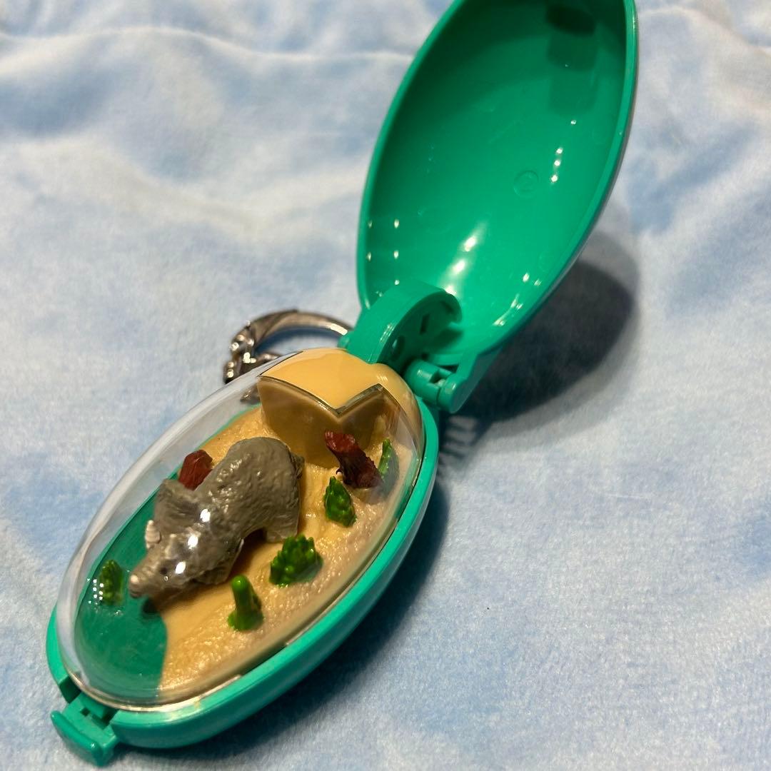 ポケットクリッター　恐竜　トリケラトプス　キーホルダー　レトロ