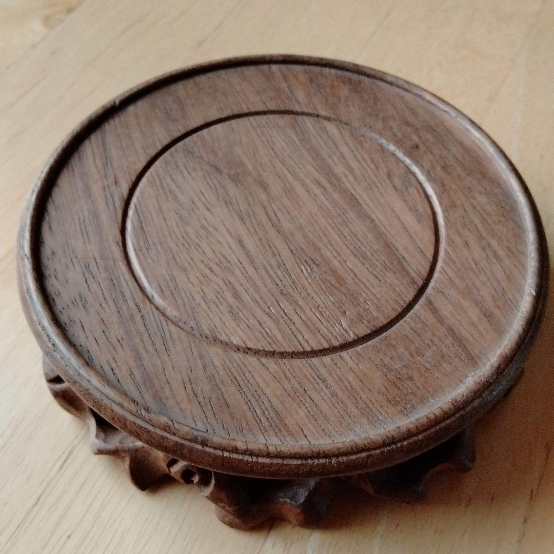 中国骨董陶磁器を乗せる安定した鑑賞台、台座最高級天然黃壇細工精製高級感のあるもの