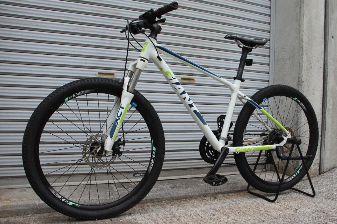 引き取り限定♪人気のGIANT♪ATX♪前後ディスクブレーキ装備で制動力良いです