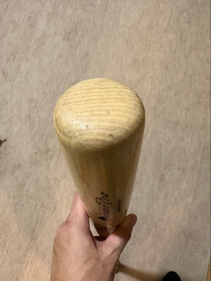 ミズノプロ　西武ライオンズ熊代聖人　木製バット