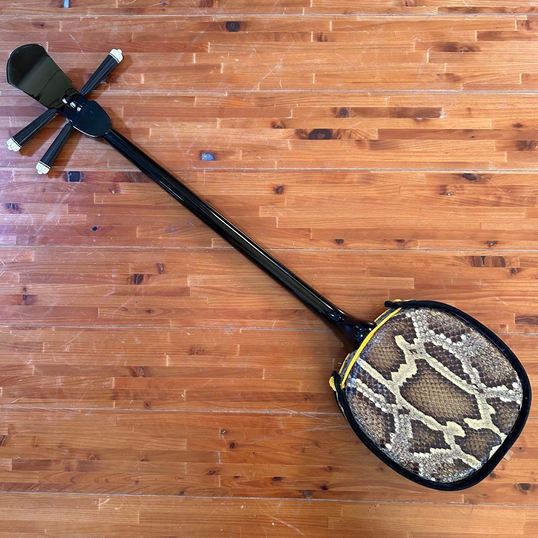 ◼️宮古島から①◼️本皮強化張り三線◼️黒檀◼️良音◼️サンプル音源あり◼️ハードケース付き