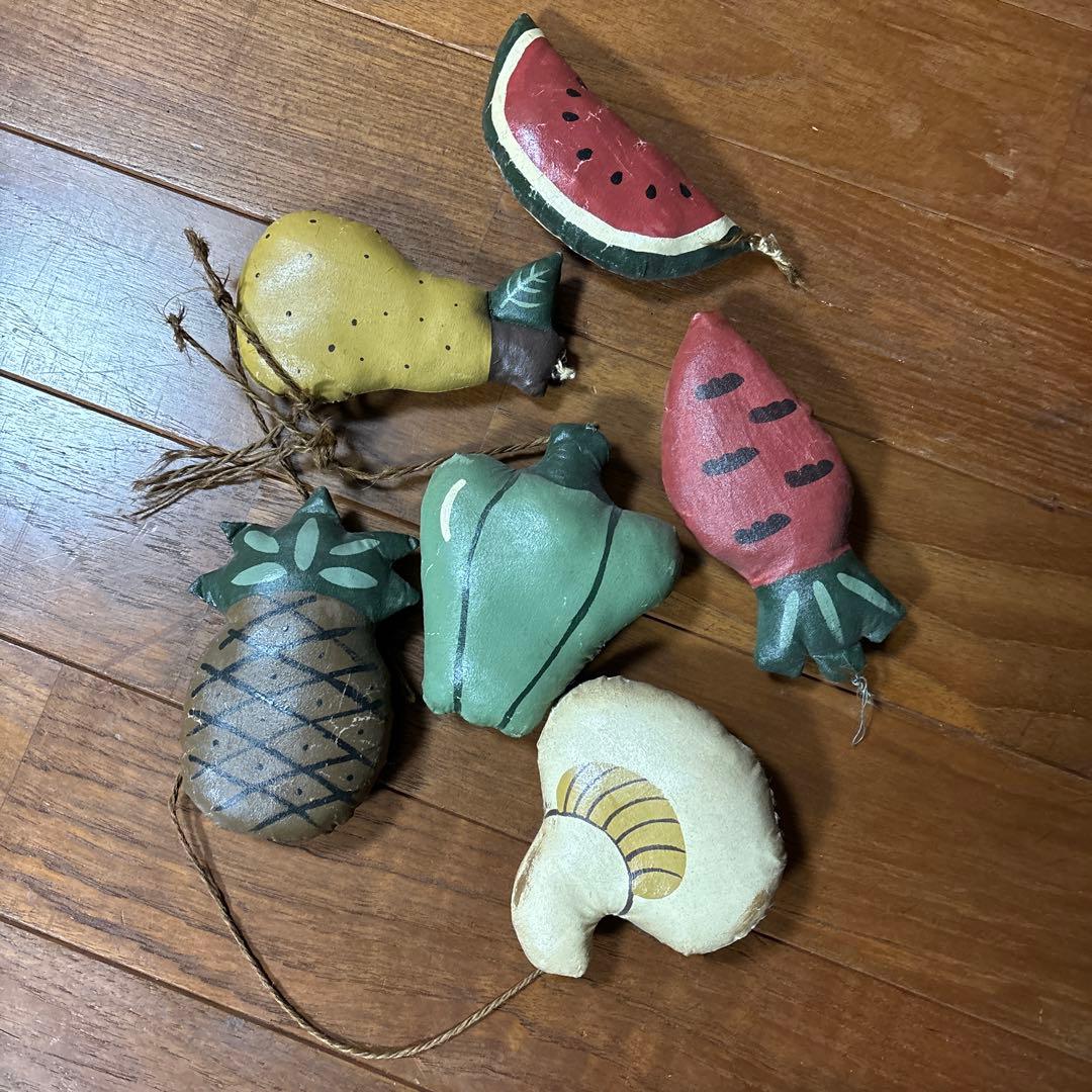 フルーツ型レザー風キーホルダー6個セット　アンティーク