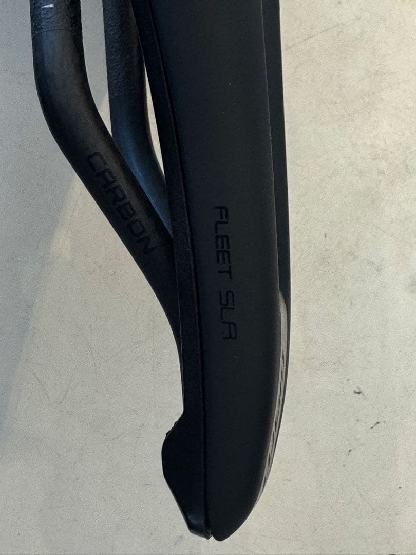 Fleet SLR カーボンサドル