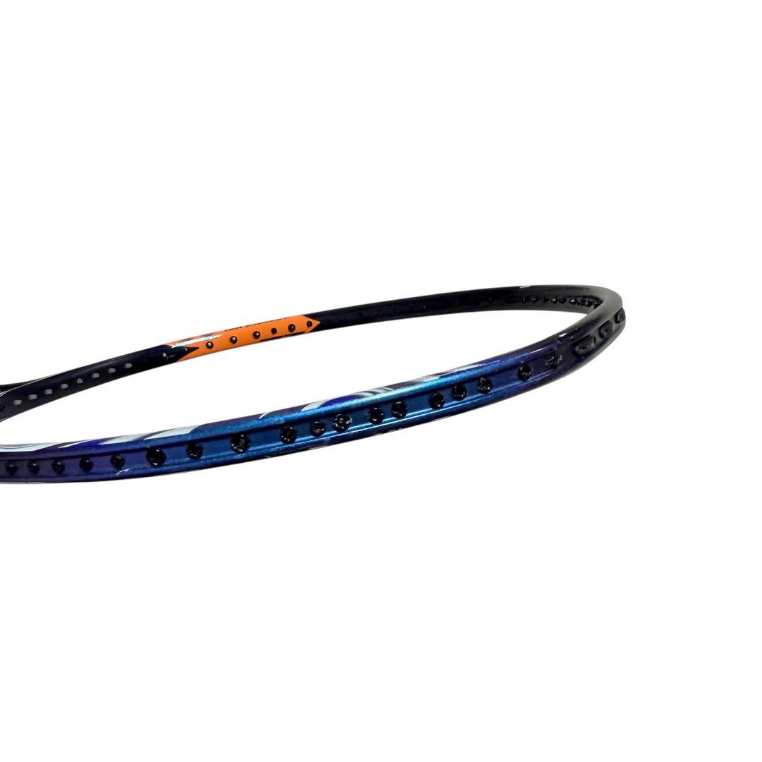 【美品】YONEX アストロクス100ZZ 3UG5 11-21