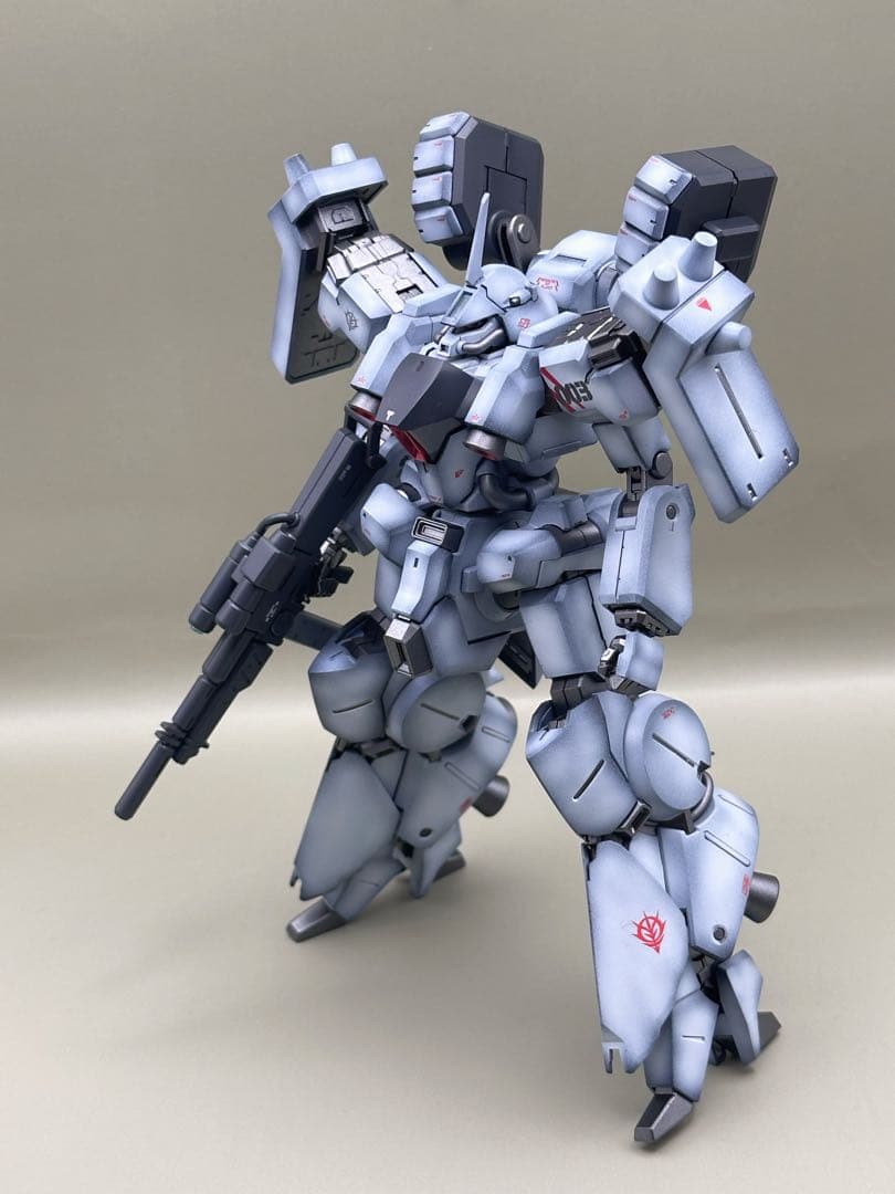 ガンプラ HG 全塗装完成品 リーベンヴォルフ