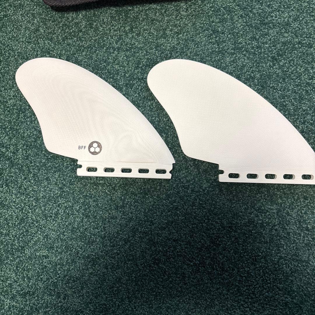 アルメリックBFF サーフボードフィン ホワイト 収納ケース付き‼️新品‼️未使用‼️