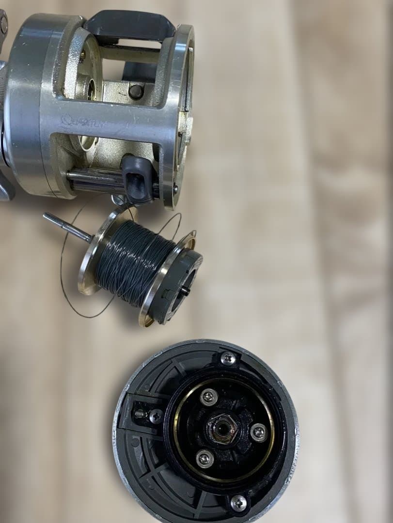 クァンタム　ベイトリール