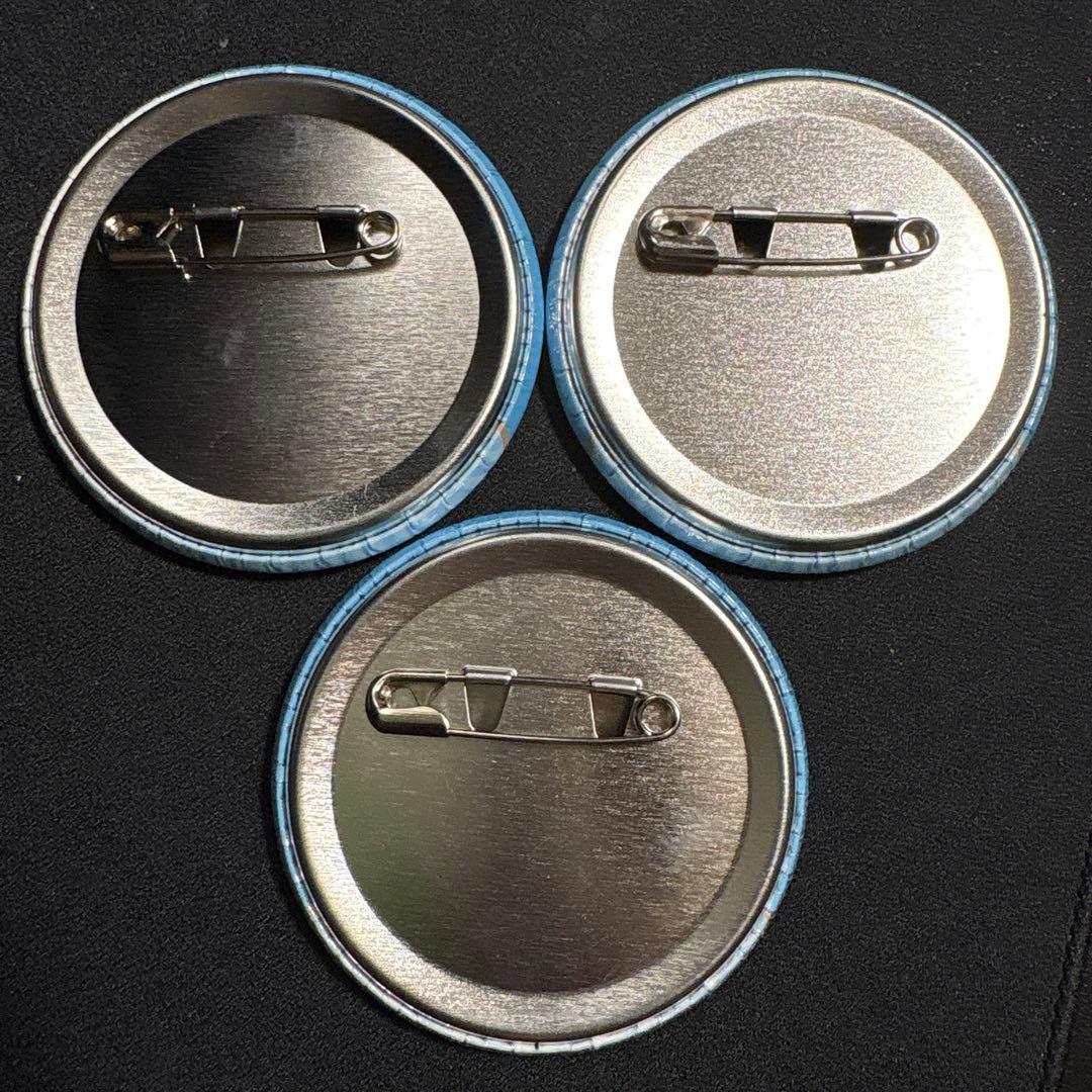 d*3様 ごちうさ きららファンタジア 属性缶バッジ リゼ 3点セット