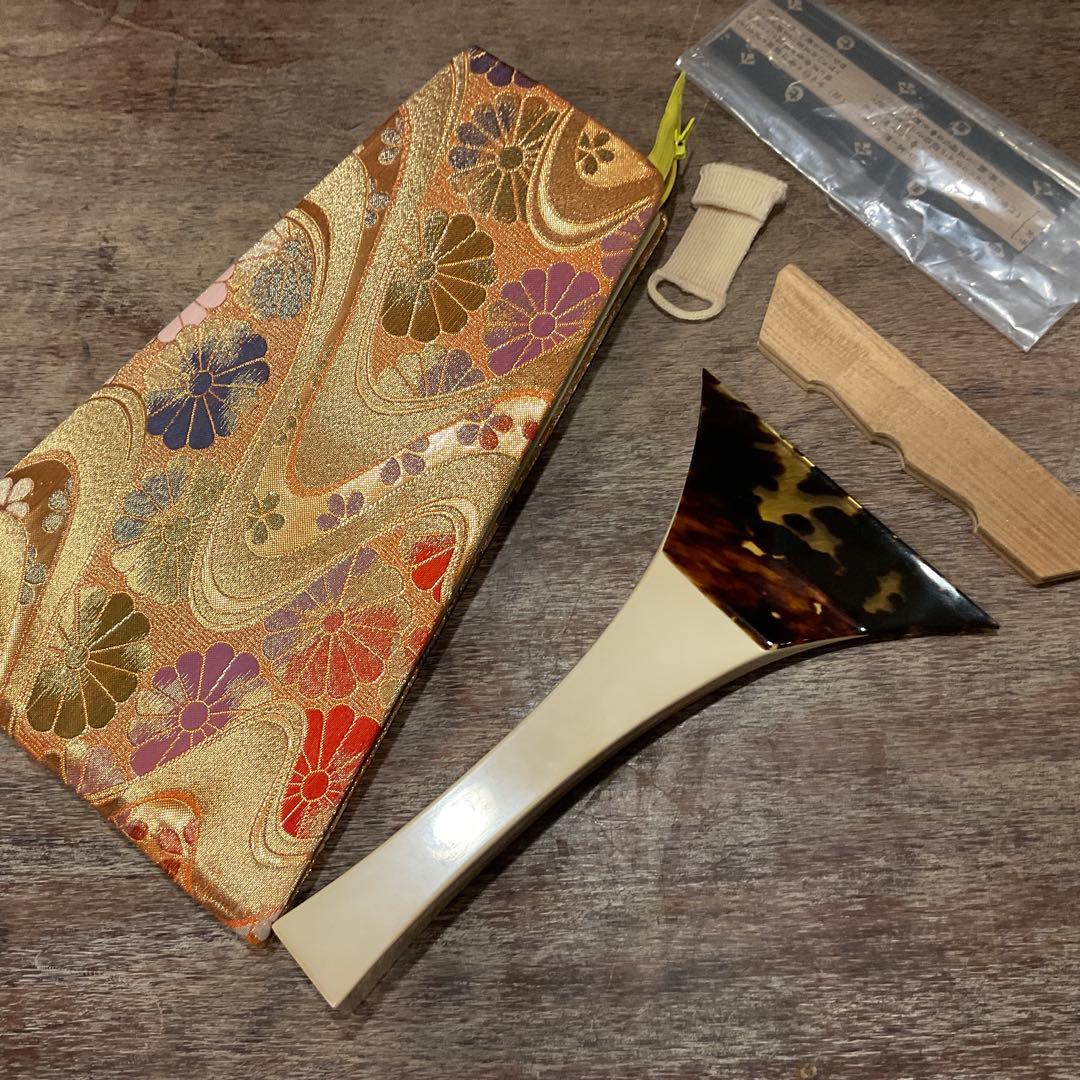 美品 三味線 鼈甲撥 白台 津軽撥 津軽三味線 ベッコウ バチ 高級品