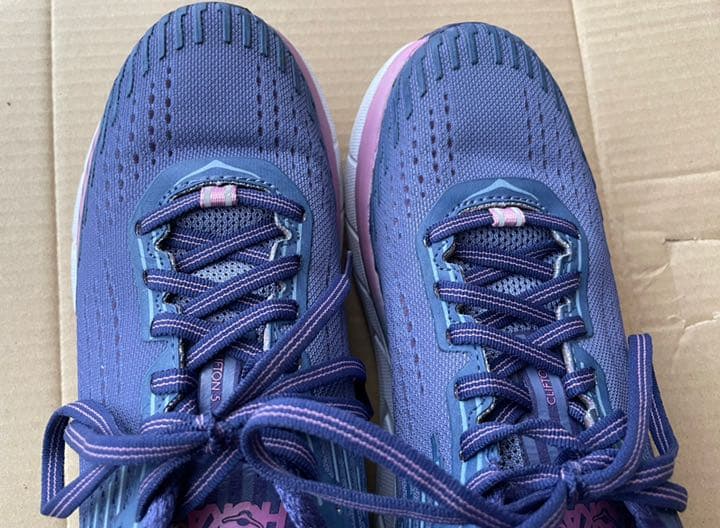 ホカオネオネ　クリフトン　マリン×ブルーリボン　ランニングシューズ　24.5cm