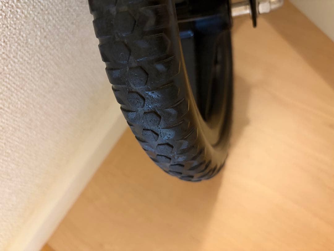 ストライダー ブラック 12インチ スポーツモデル 本体 ブラック 日本正規品