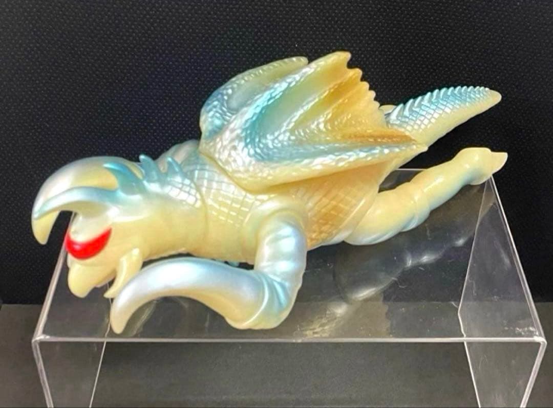 希少■ マルサン ガイガン 飛行形態 蓄光 ソフビ / 東宝