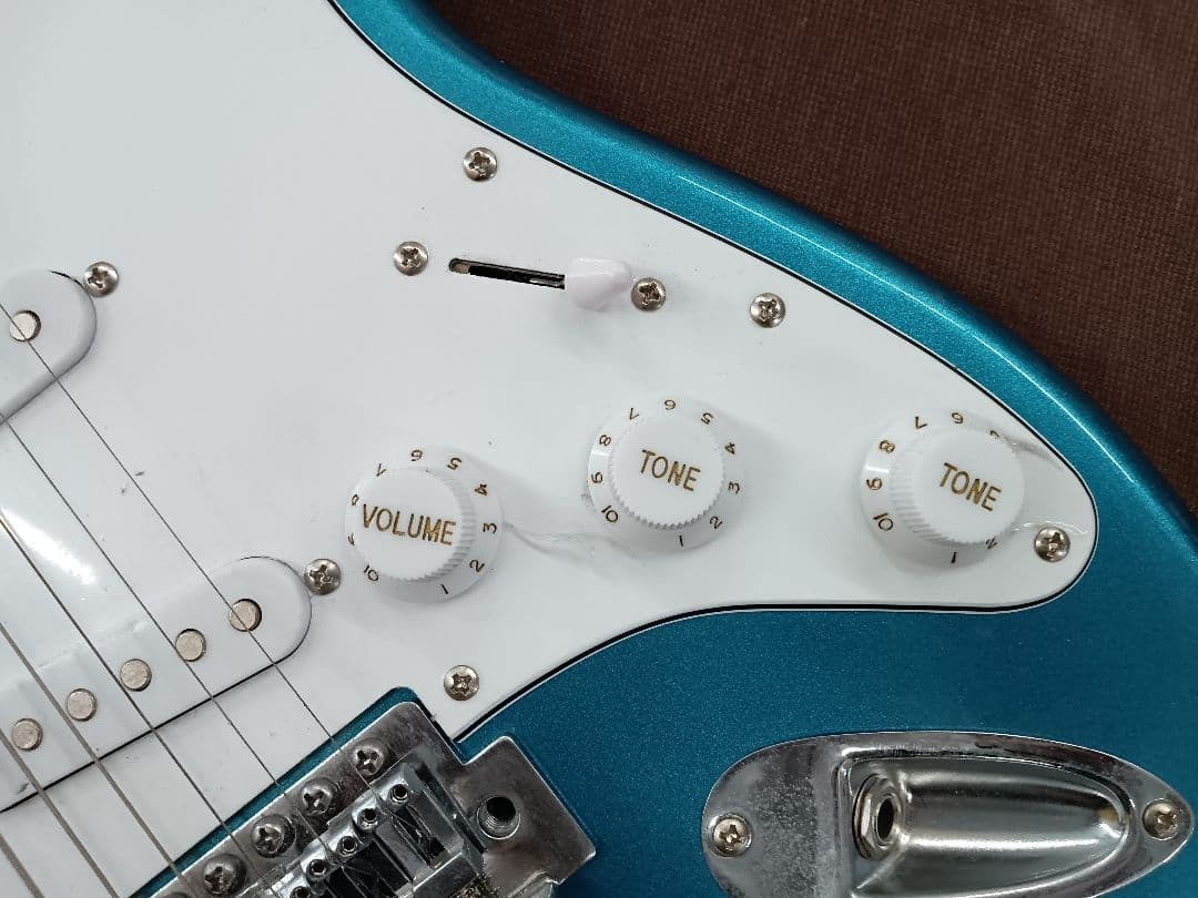 《TA1882》エレキギター LEGEND LST-Z マッチングヘッド