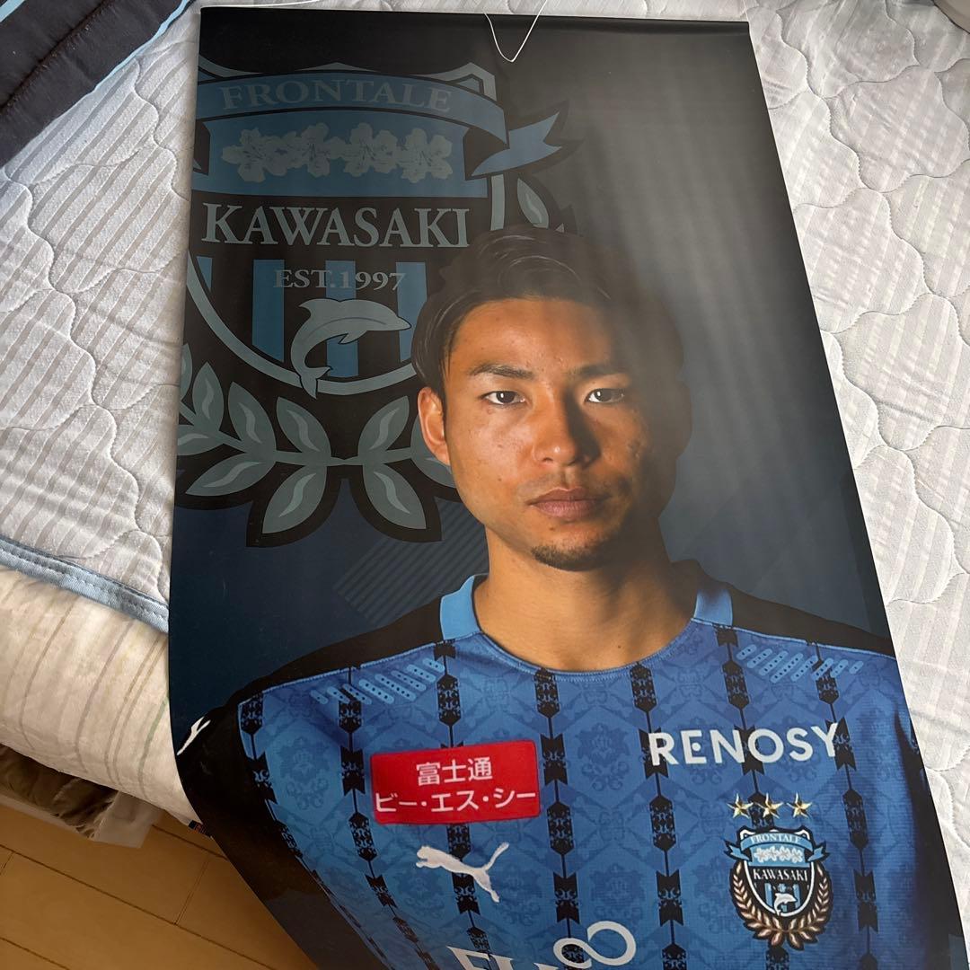 川崎フロンターレ 小林悠 等身大　タペストリー