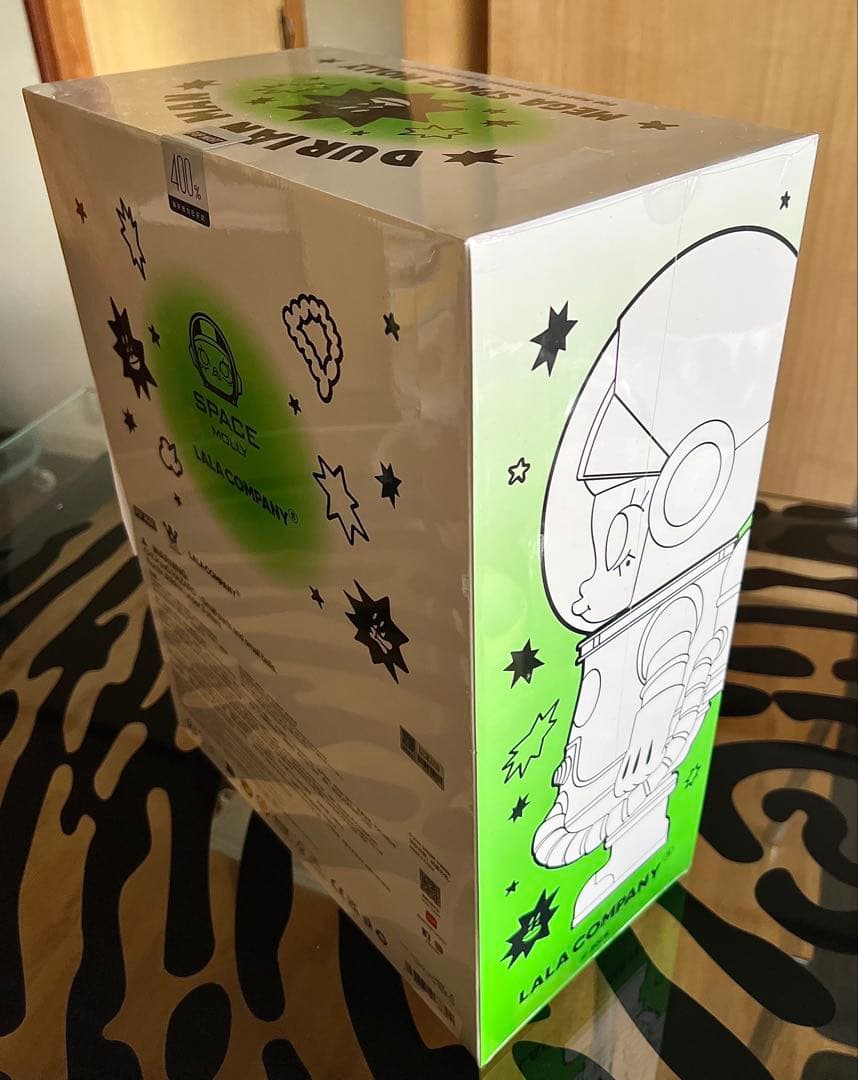 ゲームキャラクター MEGA SPACE MOLLY DURIAN MAN 400%popmart