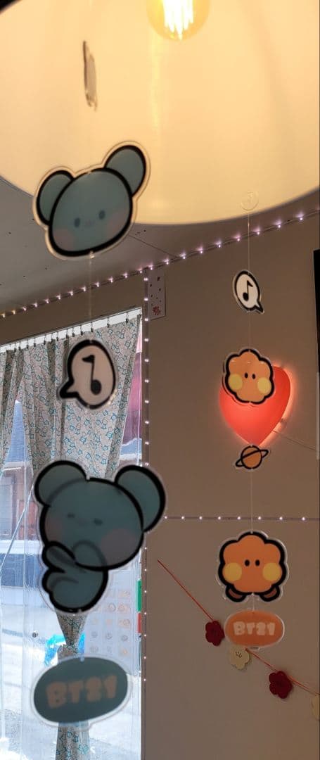 BT21 mini アクリルモビール5個セット 壁天井照明にかける