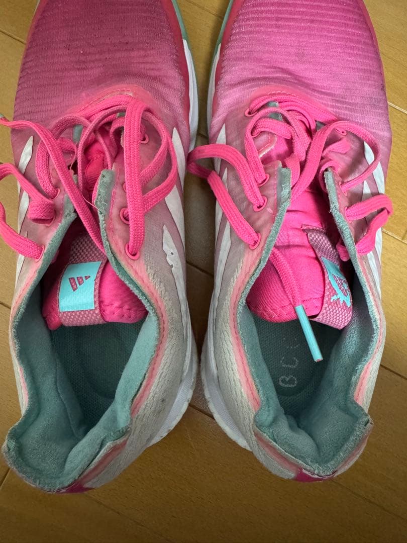 アディダスクレイジーフライト 275