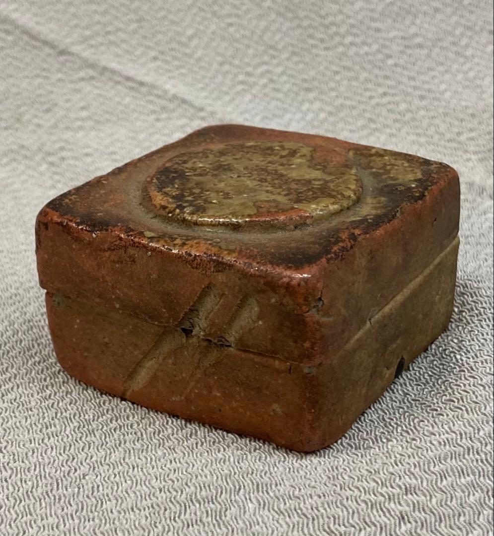 B338s 「伊賀焼 伽藍香合」前大徳誡堂叟書付古桐箱　古伊賀　香道具茶道具