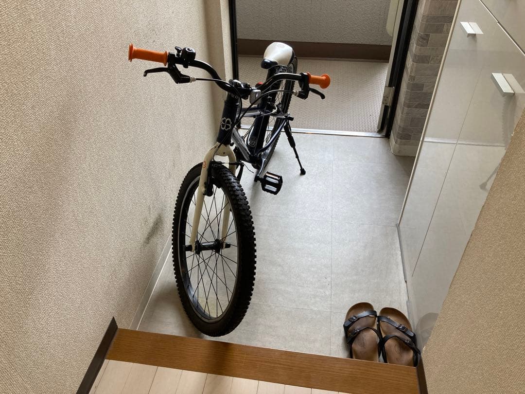 ヨツバサイクル22　YOTSUBA Zero 22 キャプテンネイビー　ギア無し