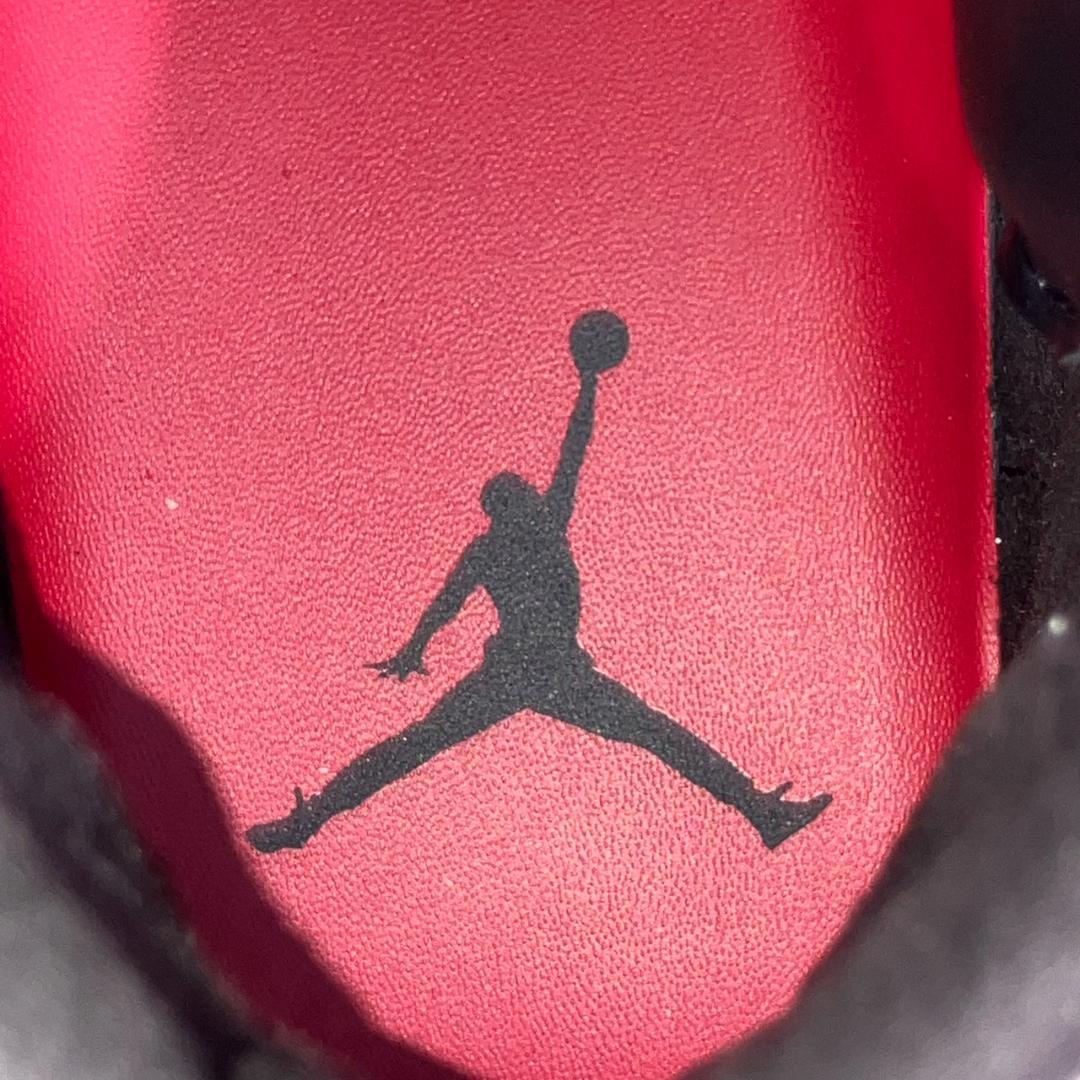 ナイキ　エアジョーダン2　ハイ ニーナ・シャネル・アブニー　27㎝