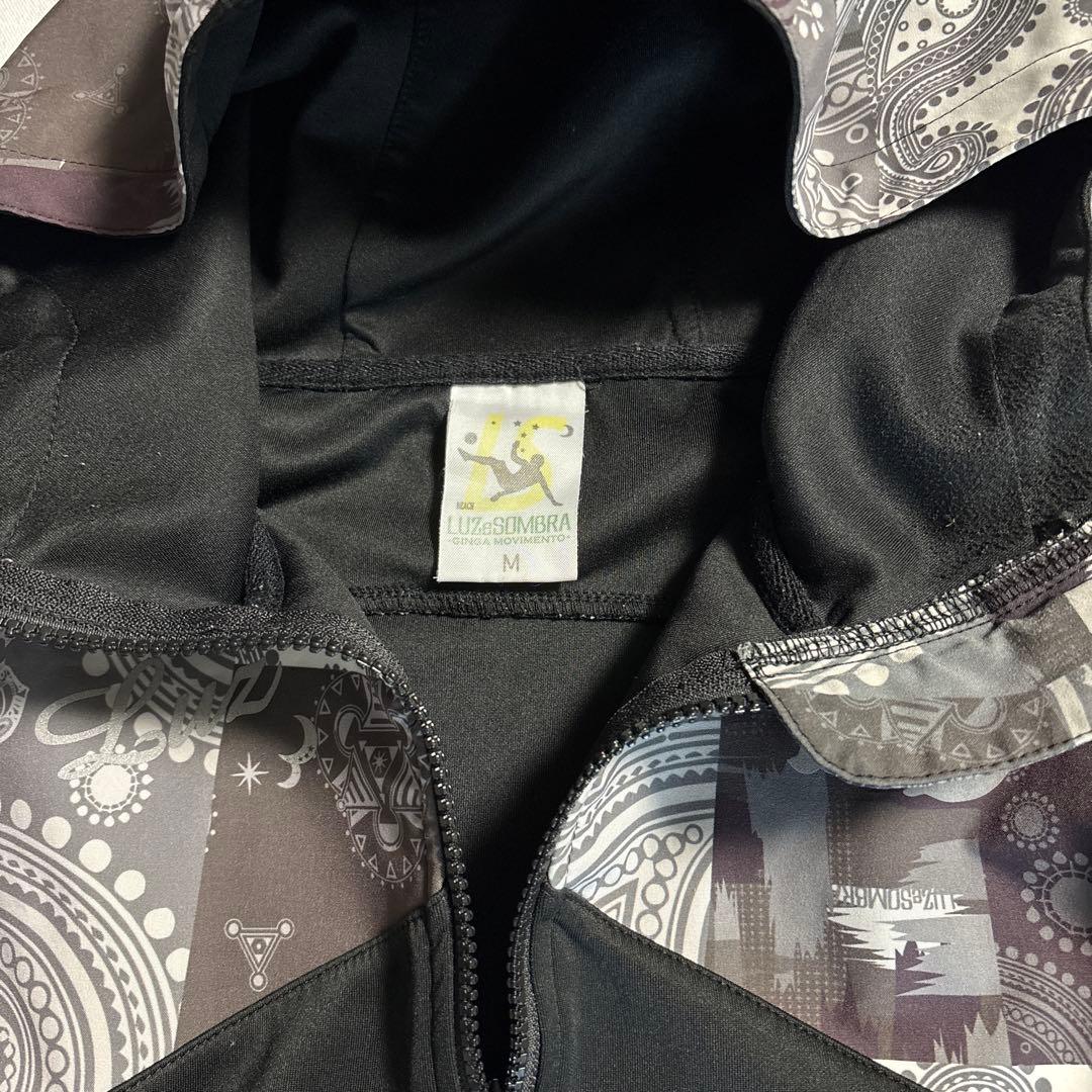 LUZ e SOMBRA ルースイソンブラ ペイズリー柄 切替ジップ パーカー