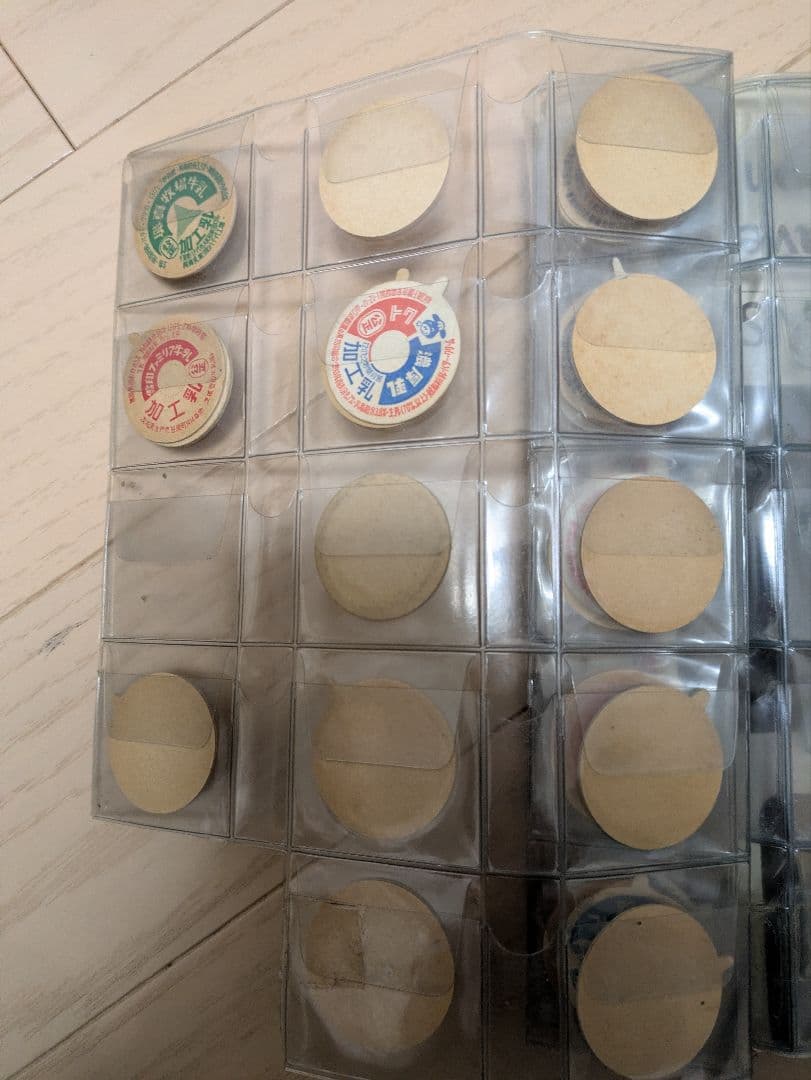 【未使用品】73枚 牛乳キャップまとめ昭和レトロ