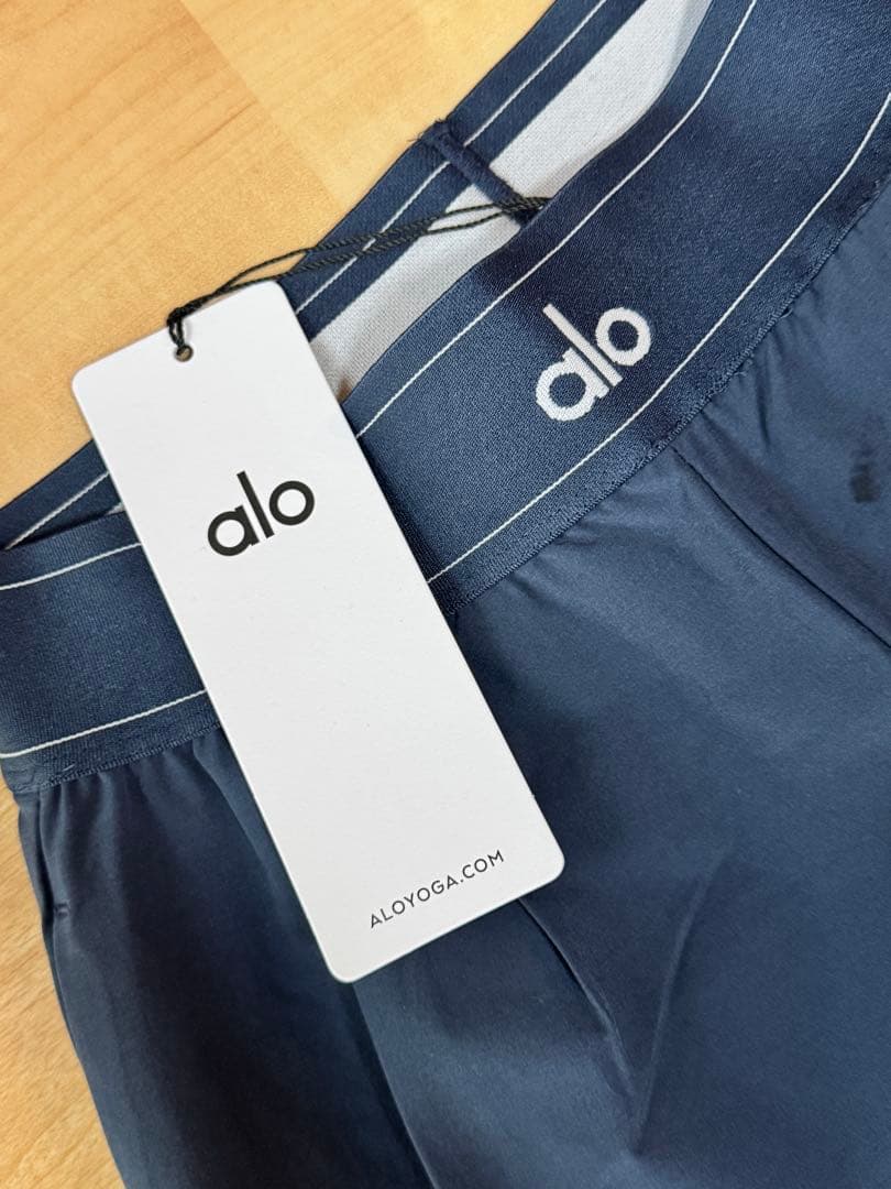 Alo Yoga パンツ ボトム トラウザー　アローヨガ　サイズXS