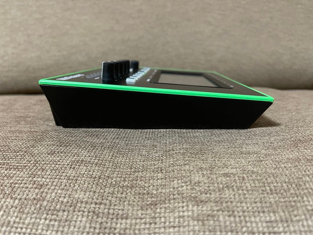 鍵盤楽器 Roland TB-3