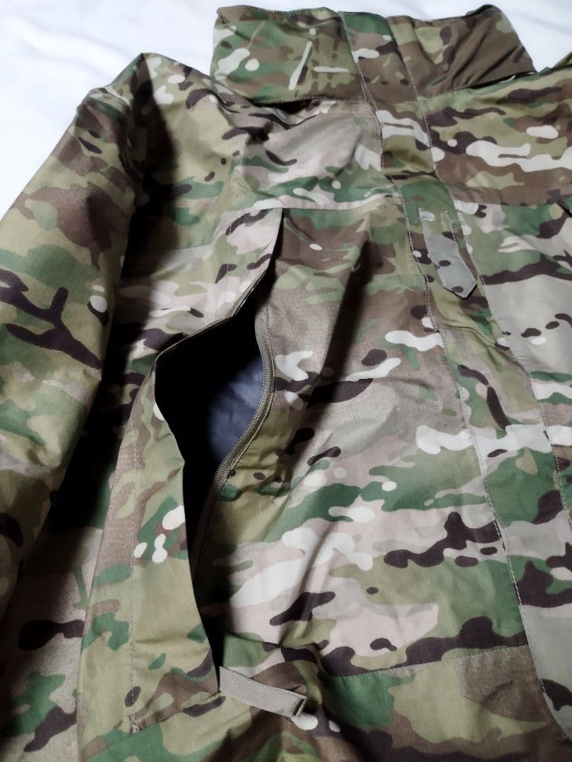 (4842)ECWCS.ゴアテックスパーカーOCP GENⅢ米軍実物 美品