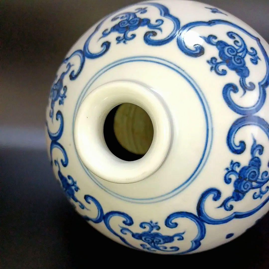 染付獅子文梅瓶