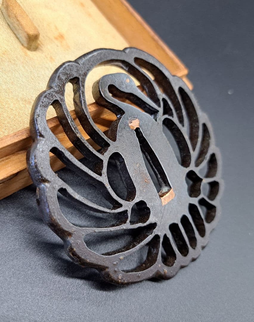 時代 極上鶴丸透し鍔 目象嵌入り鐔 日本刀 刀 刀装具 真剣 居合い 古美術