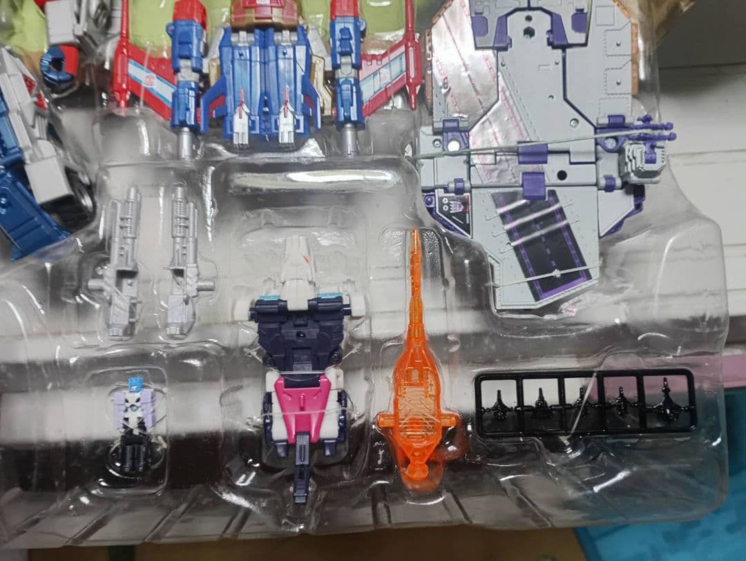 超激レア!開封品 ハズブロ タイタンズリターントランスフォーマーセット