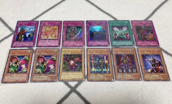 遊戯王 カード36枚　まとめ売り（SE4枚PA1枚UR19枚SR11枚R1枚）