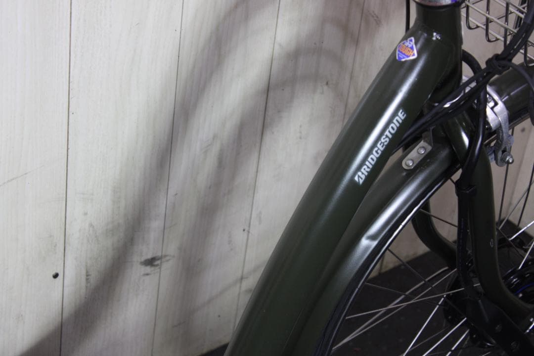 ブリヂストンフロンティアロング F6LB47 8AH 26インチ 3段LED 緑