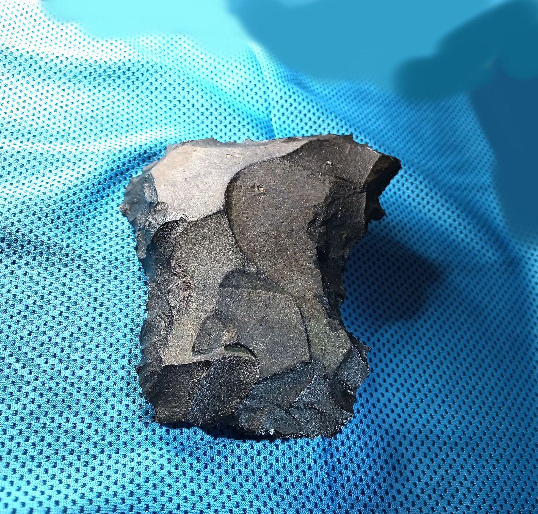 握り斧 サヌカイト 石器 360 c  模写 握槌