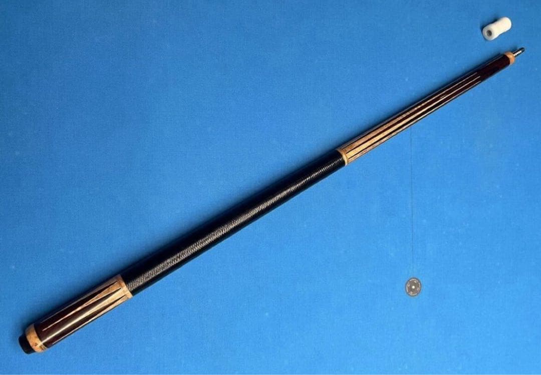 ビリヤード　プレデター限定モデル10剣