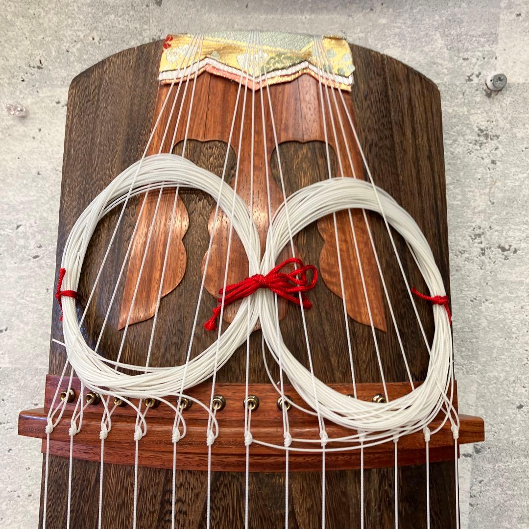 昭和レトロ すだれ掘り 13弦 伝統琴 琴 弦楽器 ソフトケース付き 和楽器