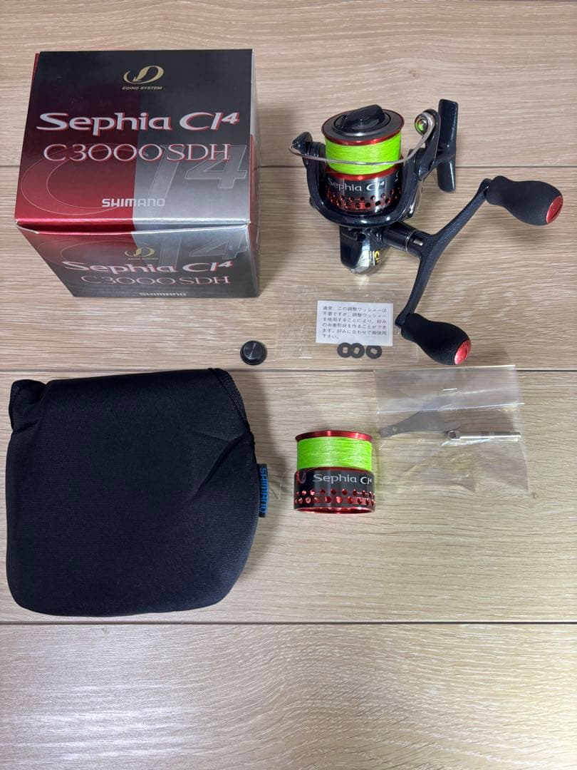 美品　シマノ　セフィア CI4 C3000SDH 替えスプール付き