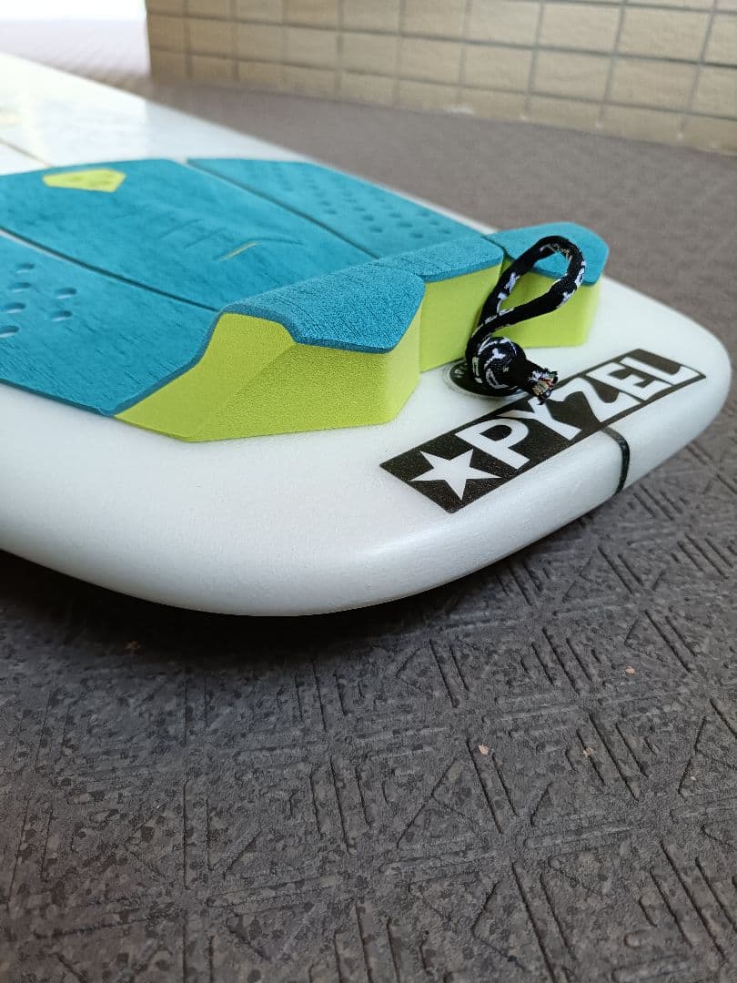 PYZEL パイゼル WHITETIGER ホワイトタイガー 5'6　引取り限定