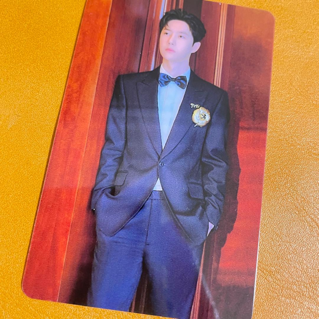 王一博　高解像度10枚　カードシール①