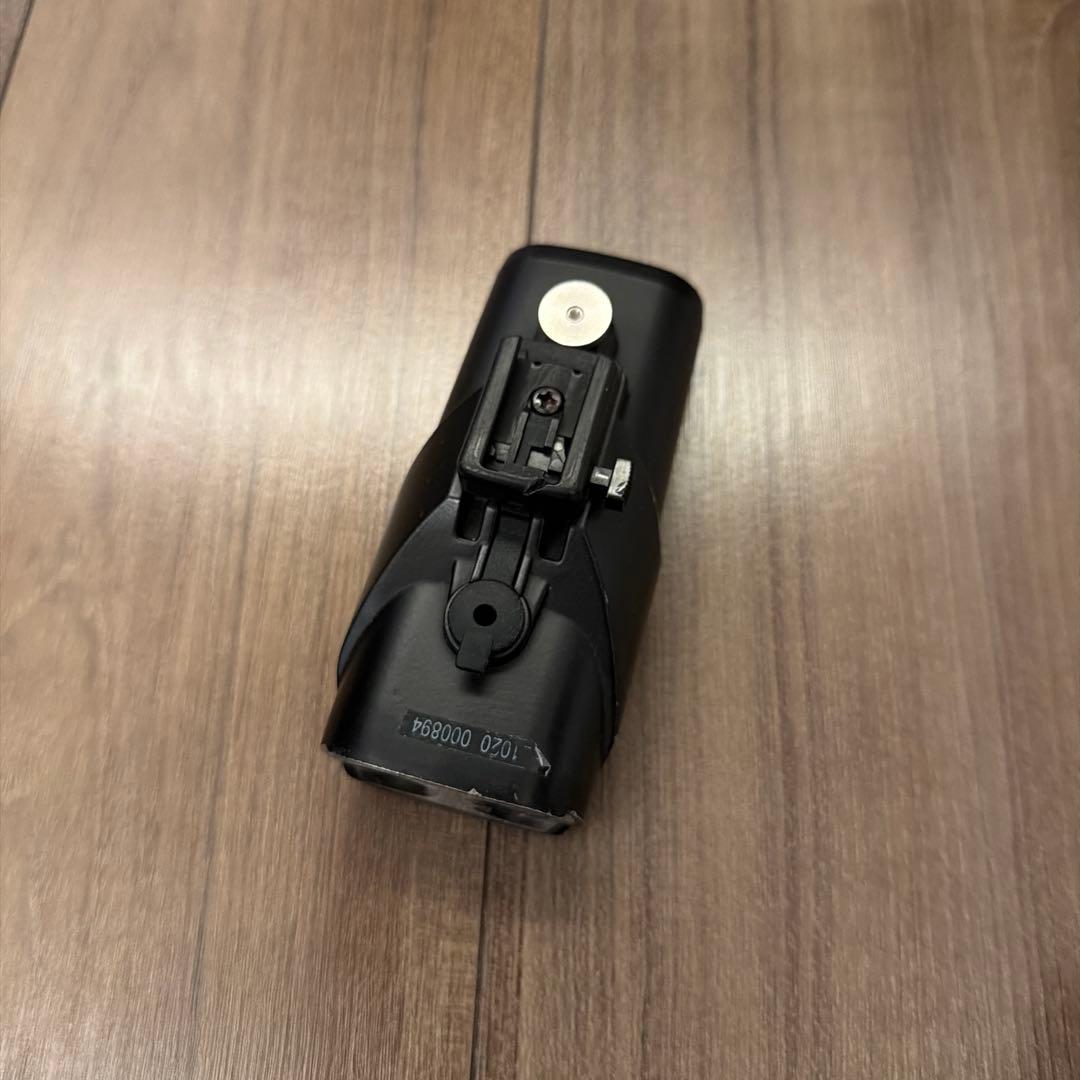 値引不可 CATEYE VOLT1700