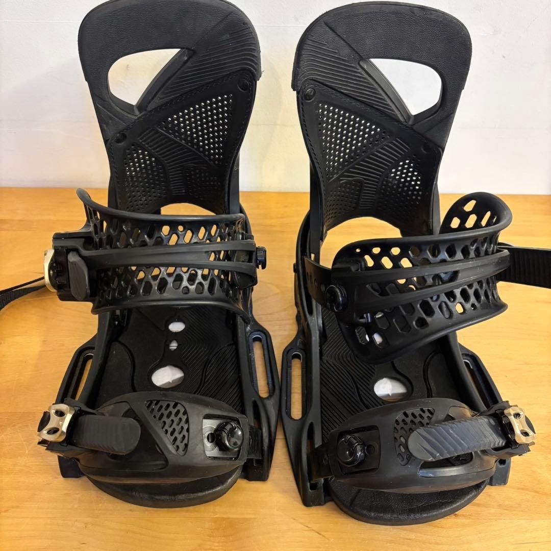 バートン　ビンディング　LEXA EST Mサイズ