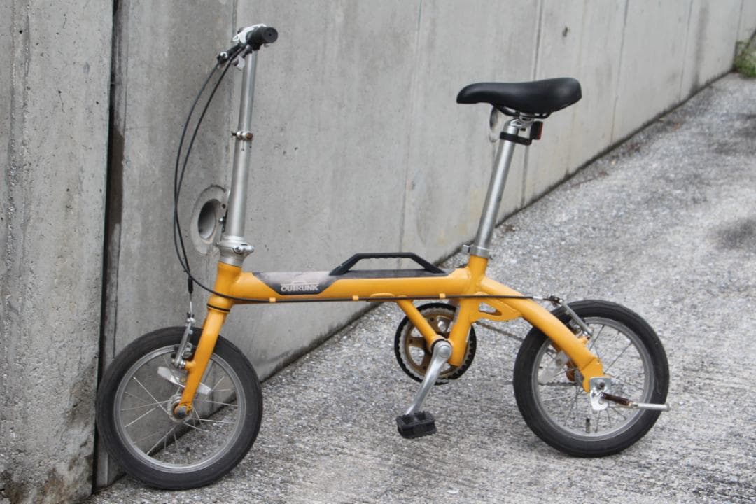 サイクルベースあさひ♪人気モデル♪LOG OUTRUNK♪軽量アルミフレーム♪