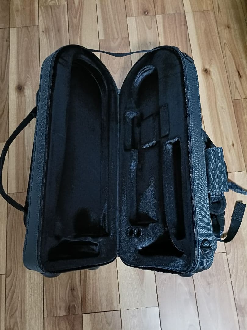 GATOR トランペット用　シェイプ型軽量セミハードケース