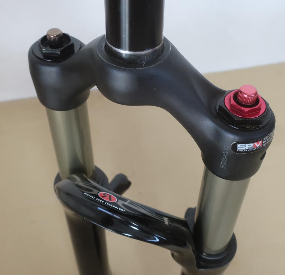 【フロントサスペンション】Manitou Black Super【26インチ用】