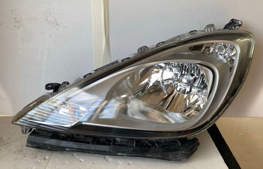 ホンダ フィット GE系 純正HIDヘッドライト 左右セット
