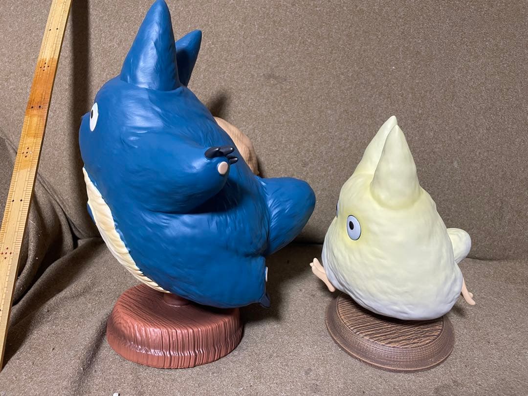 【高クオリティ】となりのトトロ　置物　中トトロ　小トトロ　み〜つけた！