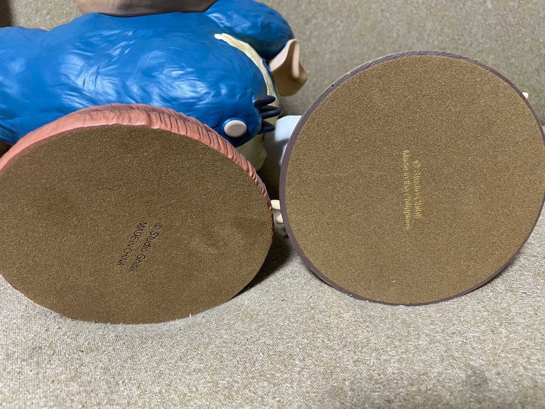 【高クオリティ】となりのトトロ　置物　中トトロ　小トトロ　み〜つけた！