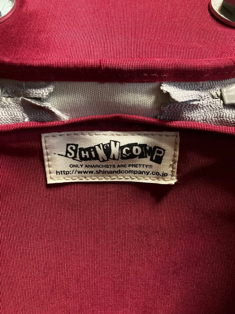 ピストルズ　南京錠型バッグ